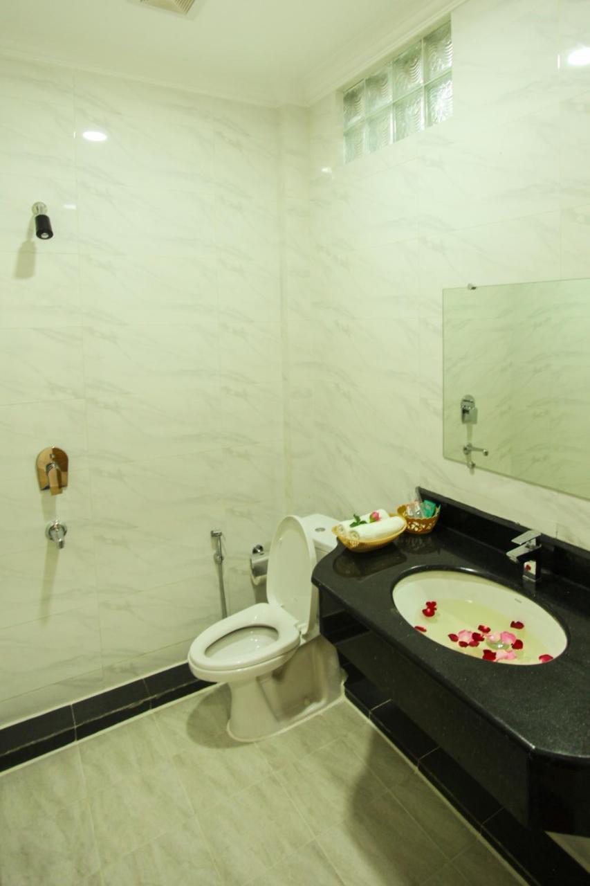 Five One Star Hotel 낭쉐 외부 사진